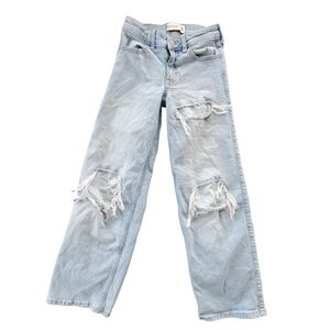 Abercrombie Kids girls high rise wide leg size 7/8 long light wash distressed